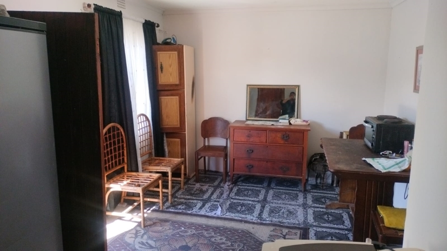 2 Bedroom Property for Sale in Lavender Hill Western Cape